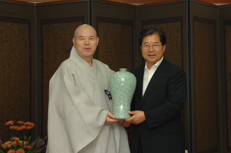 2010.07.14_이천시장 예방 (11)